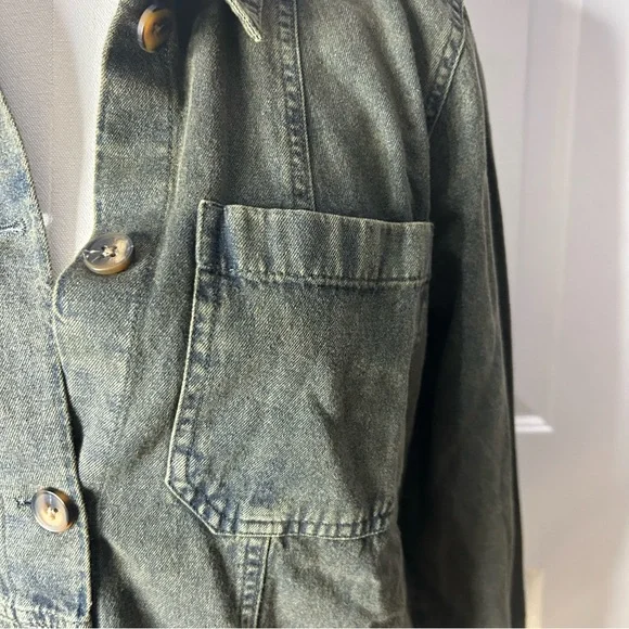 Joan Rivers Denim Shirt Jacket with Seaming Details (Size XS) - Picture 4 of 9